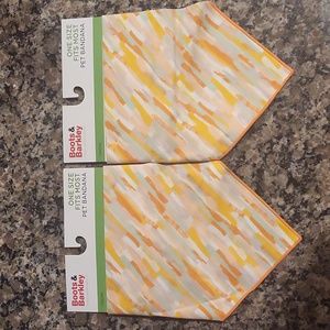 Lot of 2 New Boots & Barkley Pet Bandanas one size fits most white, orange green